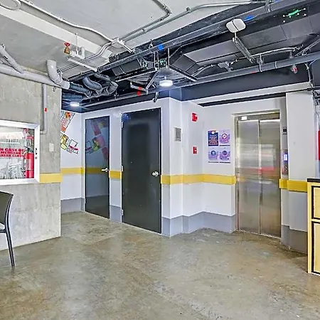 Mytown Madrid, Classy Hostel Bunkbeds Makati Metro Manila
